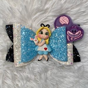 Wonderland Bow